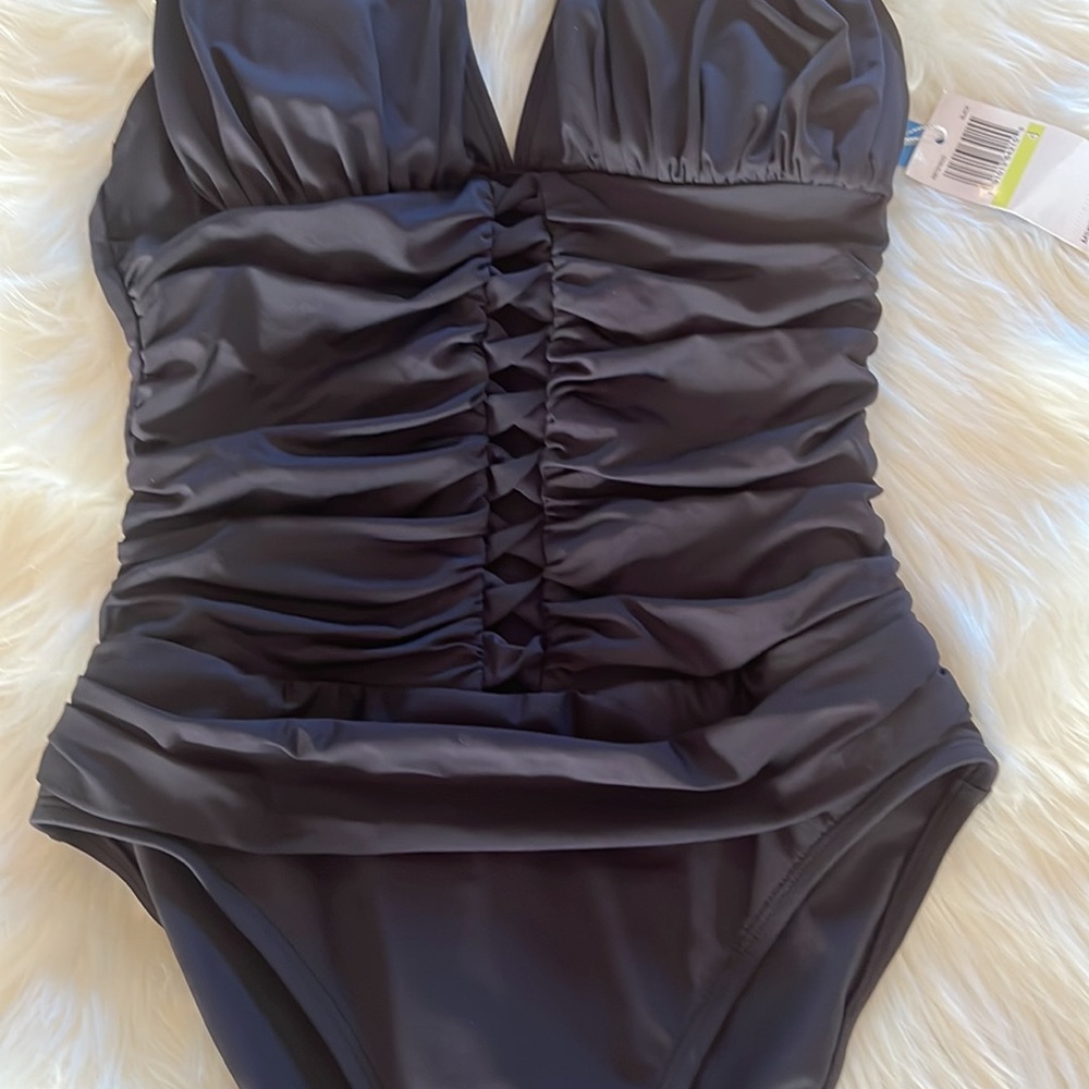 Bleu Rod Beattie halter top one piece swimsuit NWT Sz 4 - Picture 3 of 9